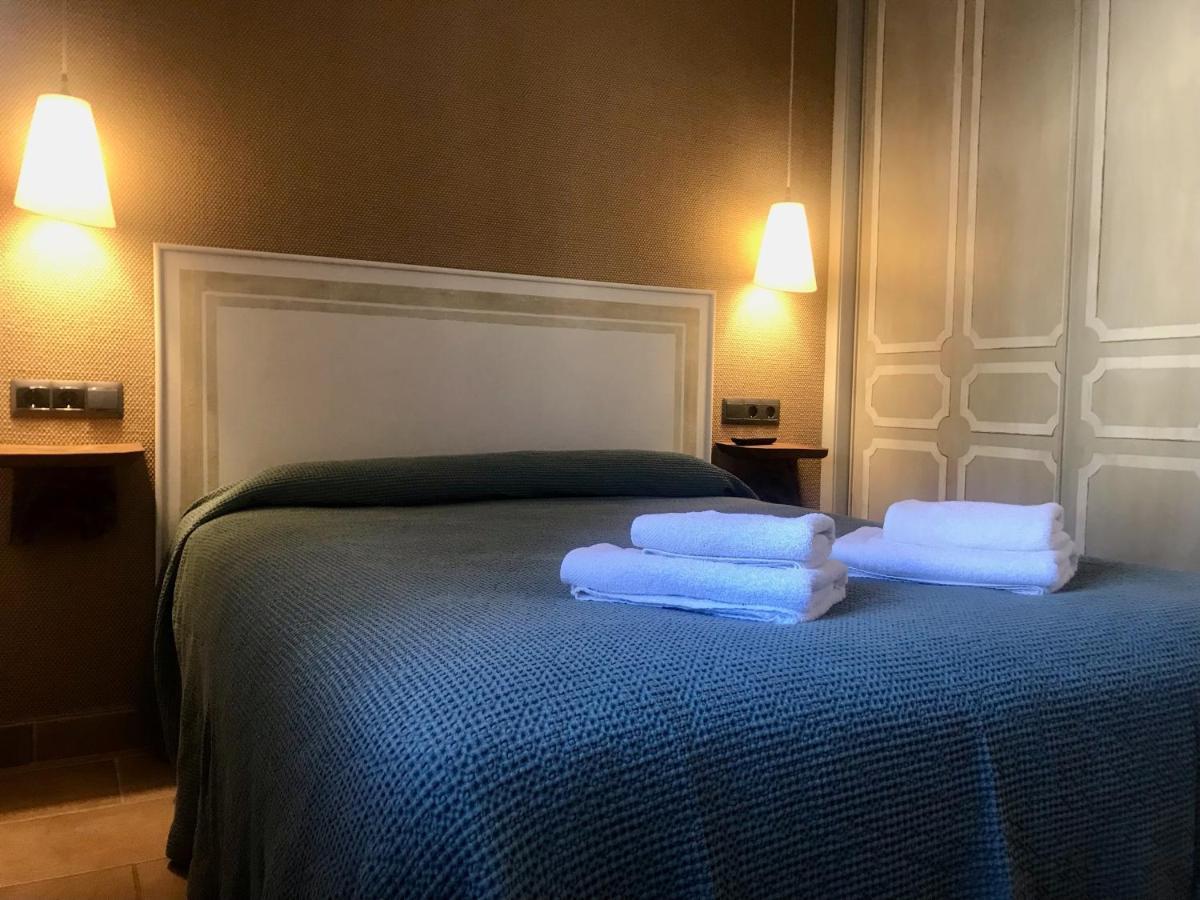 Apartamentos Blasco Tramacastilla de Tena Eksteriør billede